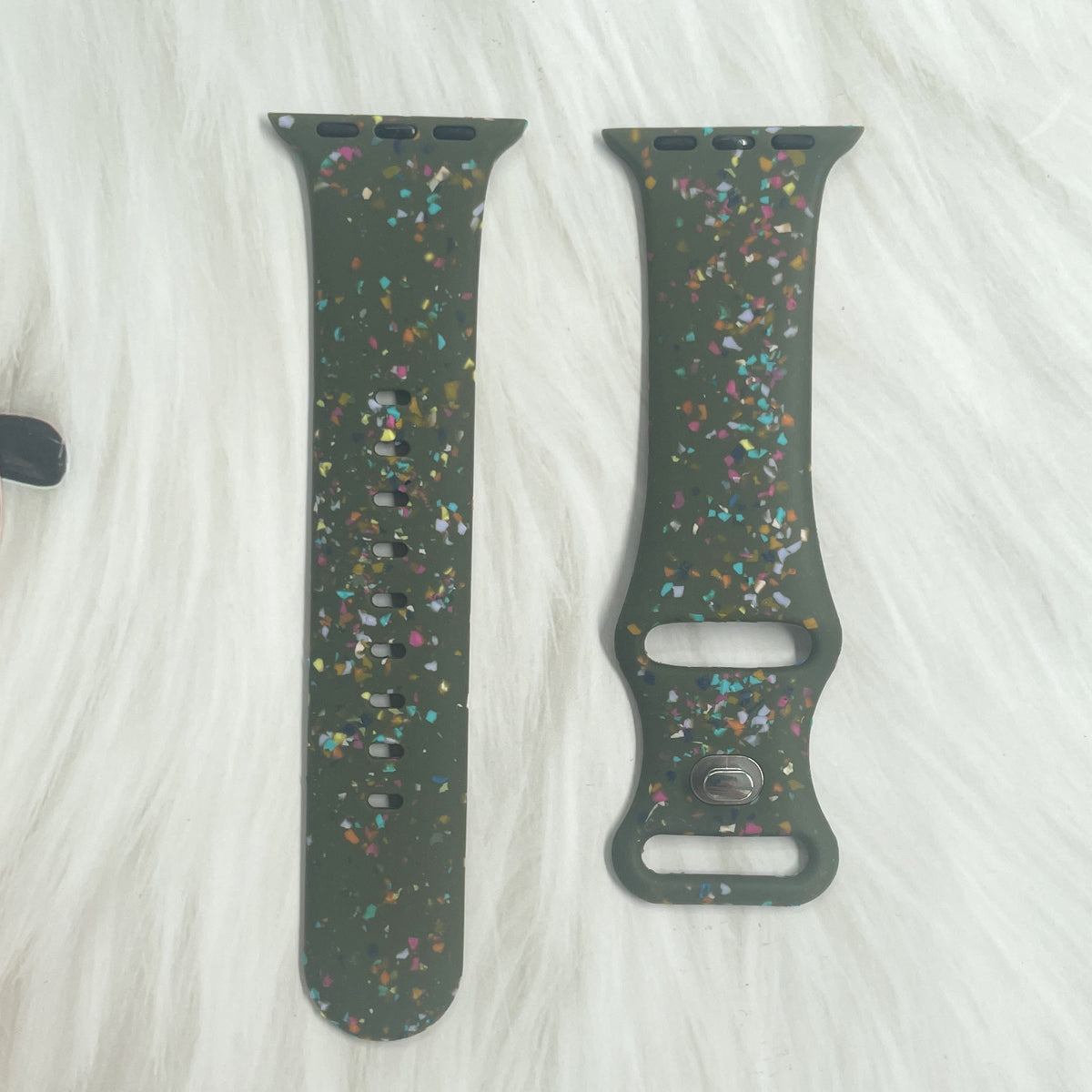 Pattern Band for Apple Watch Ultra Ultra 2 49mm Series 9 8 7 45mm SE (2023) SE (2022) 6 5 4 SE 44mm 3 2 1 42mm Silicone Watch Strap Pattern Band for Apple Watch Ultra Ultra 2 49mm Series 9 8 7 45mm SE (2023) SE (2022) 6 5 4 SE 44mm 3 2 1 42mm Silicone Watch Strap